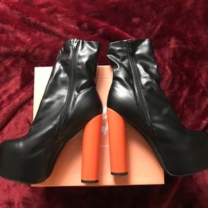 Leather boots